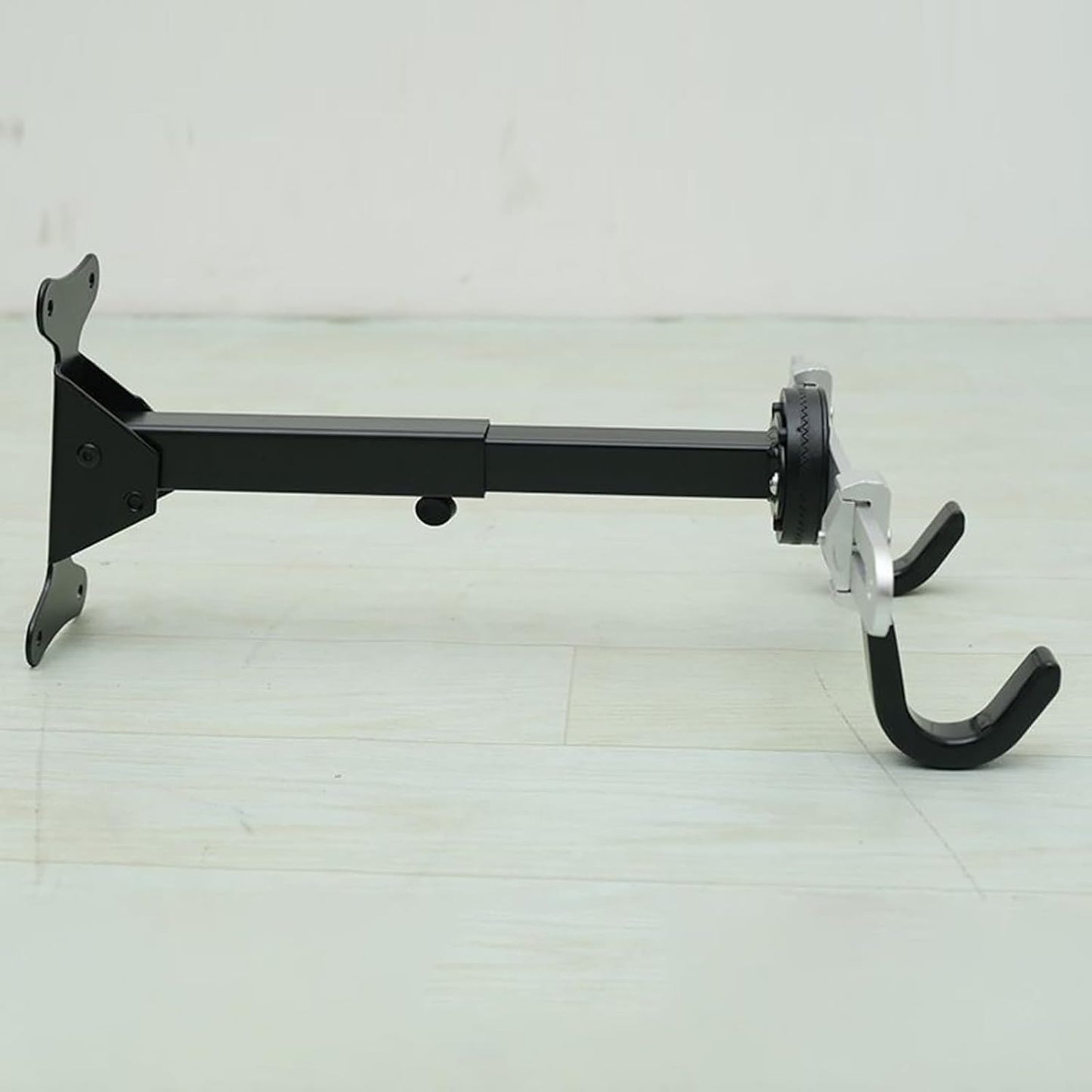  Générique Wall Bike Hook, Adjustable Indoor Storage Rack, 15.35 X 7.09inch, Space-Saving Bicycle Hanger Organizer, Ideal For Workshop, Home Display, Garage, Bike Organization, Vertical Mount